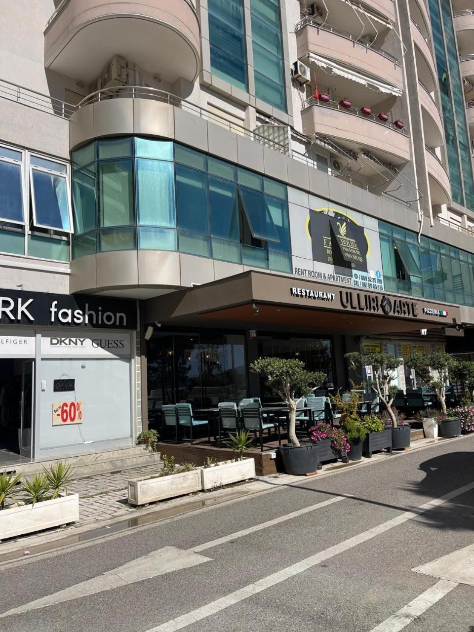 Fa_Holidays Vlorë Buitenkant foto
